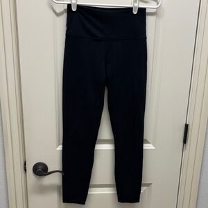 Cropped black leggings